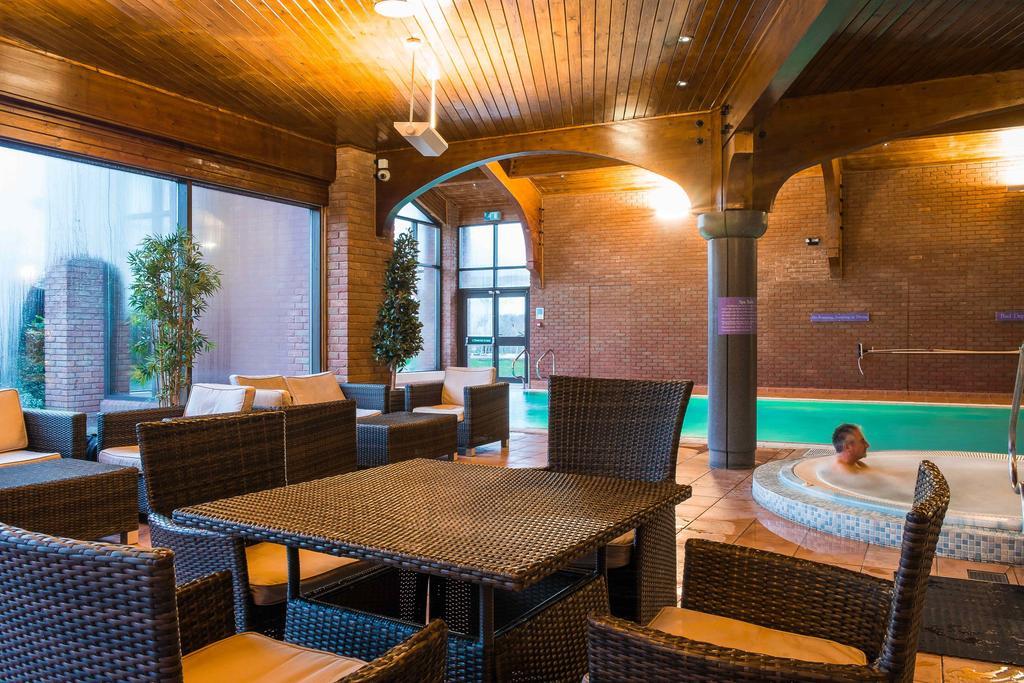 Abbey Hotel Golf & Spa Redditch Bagian luar foto