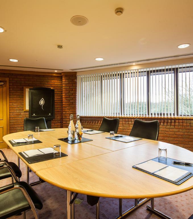 Abbey Hotel Golf & Spa Redditch Bagian luar foto