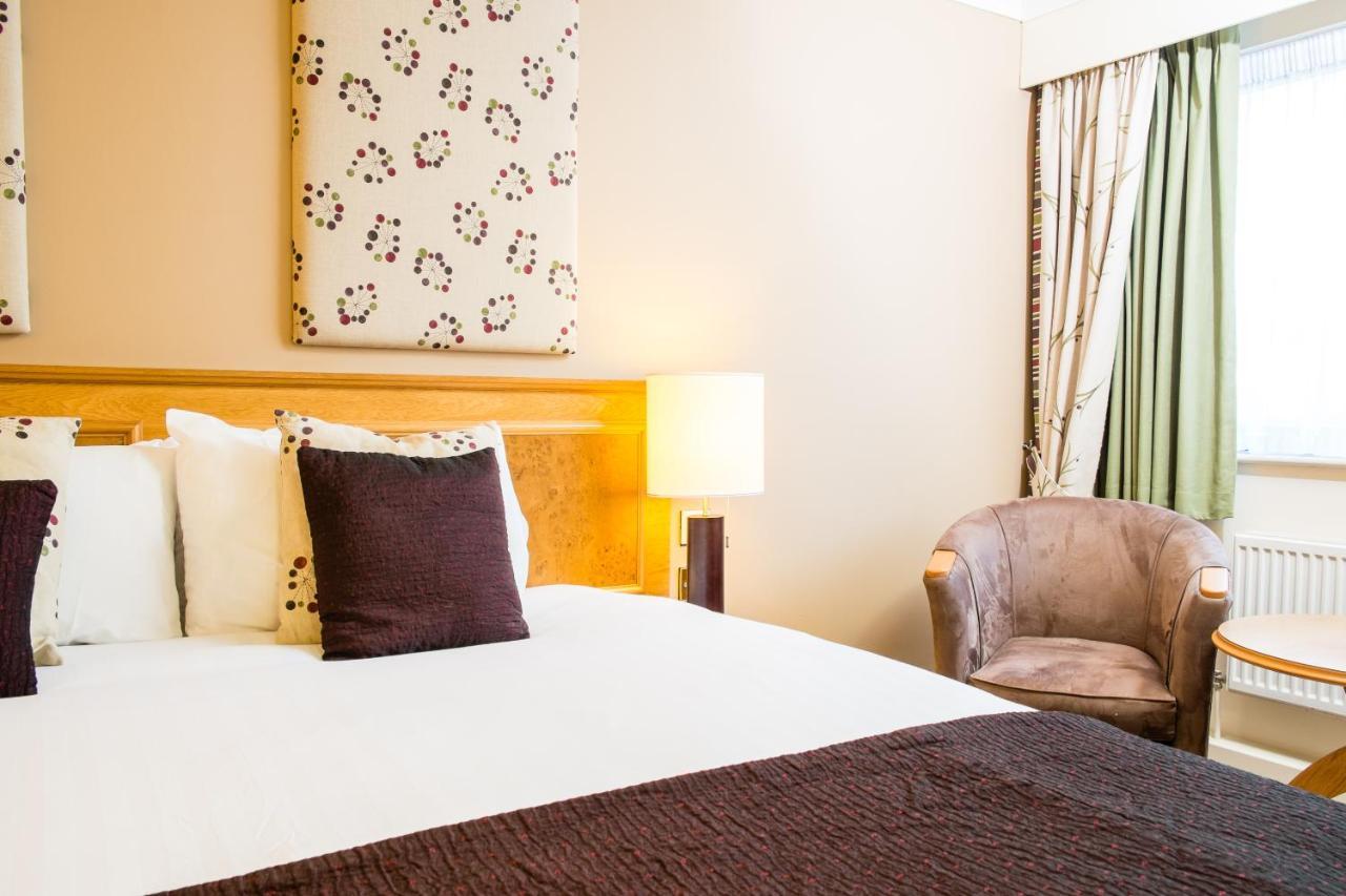 Abbey Hotel Golf & Spa Redditch Bagian luar foto